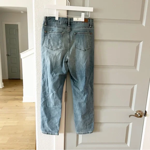 NWT Judy Blue High Rise Destroyed Boyfriend Jeans - Picture 3 of 5